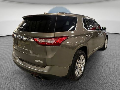 Used 2020 Chevrolet Traverse High Country w/ LPO, Floor Liner Package AWD/4WD image 4