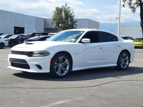 Used 2020 Dodge Charger R/T RWD image 2