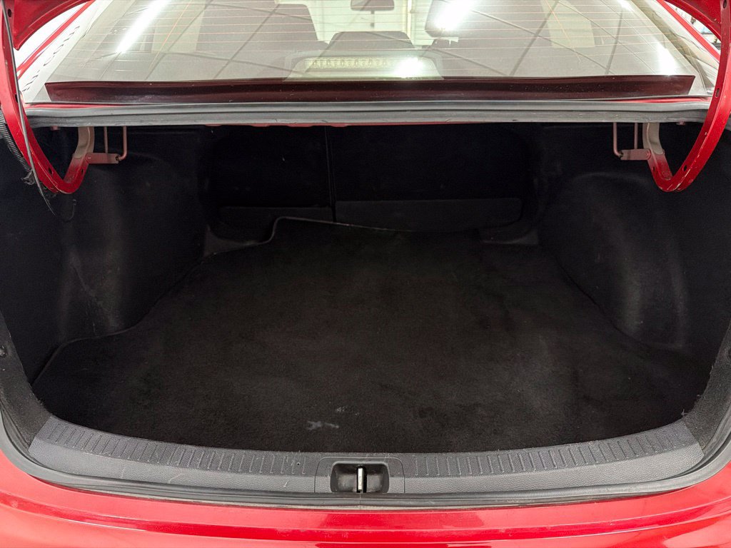 Used 2020 Toyota Corolla LE FWD image 25