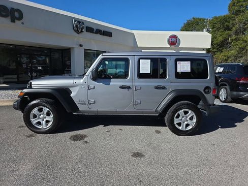 Used 2021 Jeep Wrangler Unlimited Sport S w/ Sun And Sound Package image 8