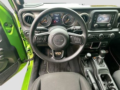 Used 2018 Jeep Wrangler Sport image 22