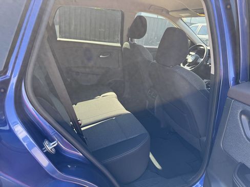 Used 2021 Nissan Rogue SV FWD image 15