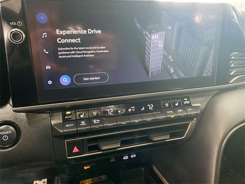 Used 2025 Toyota Camry XSE image 18