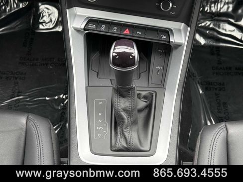 Used 2024 Audi Q3 2.0T Premium image 16