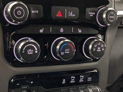 New 2026 RAM 1500 Big Horn w/ Night Edition AWD/4WD image 18