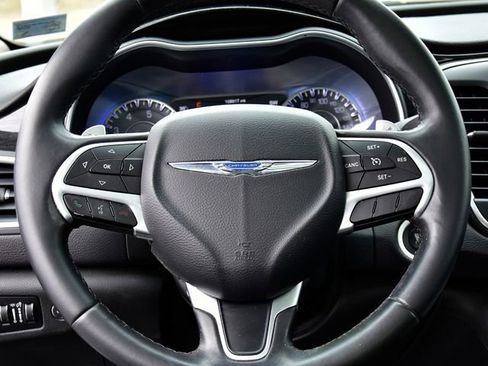 Used 2015 Chrysler 200 C w/ Navigation & Sound Group I image 17