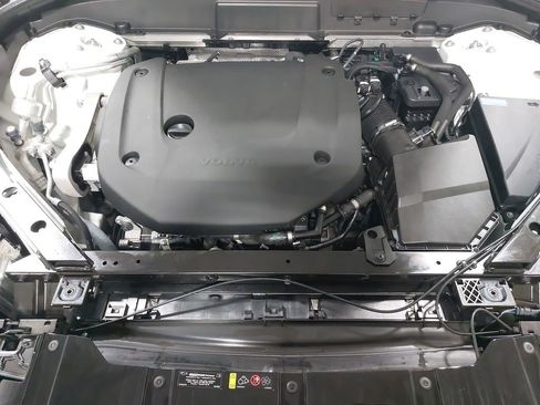 Used 2023 Volvo XC60 B6 Ultimate image 33