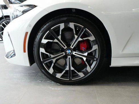 Used 2026 BMW 330i xDrive Sedan w/ M Sport Package AWD/4WD image 29