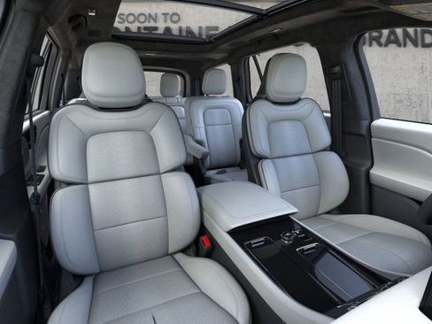 New 2026 Lincoln Aviator Black Label w/ Jet Appearance Package image 10
