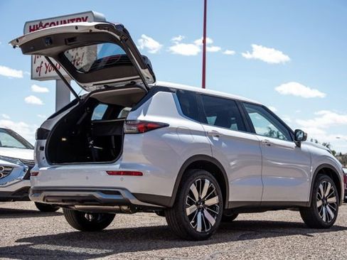 New 2026 Mitsubishi Outlander SE AWD/4WD image 5
