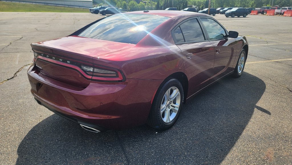 Used 2021 Dodge Charger SXT w/ Leather Interior Group RWD image 12