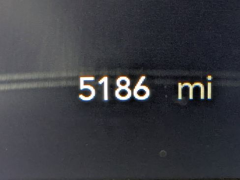 Used 2025 Chrysler Pacifica Select image 21