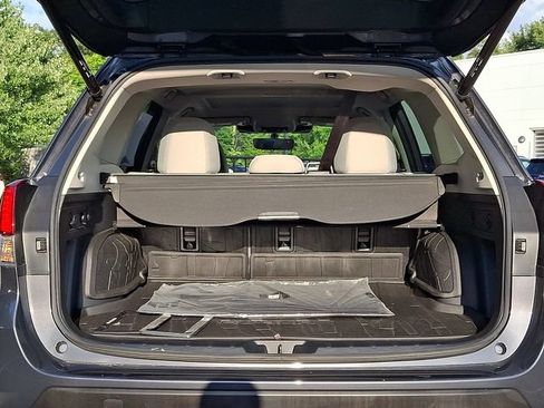 Used 2023 Subaru Forester Premium AWD/4WD image 29