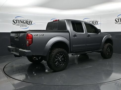Used 2020 Nissan Frontier SV w/ Midnight Edition Floor Mats AWD/4WD image 7