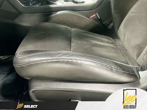 Used 2021 Dodge Challenger GT w/ Plus Package image 19