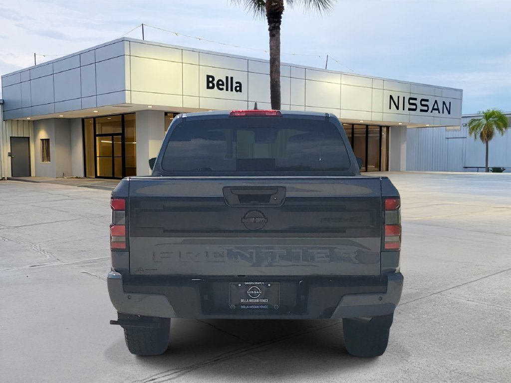 Certified 2025 Nissan Frontier PRO-4X w/ Interior Protection Package AWD/4WD image 5
