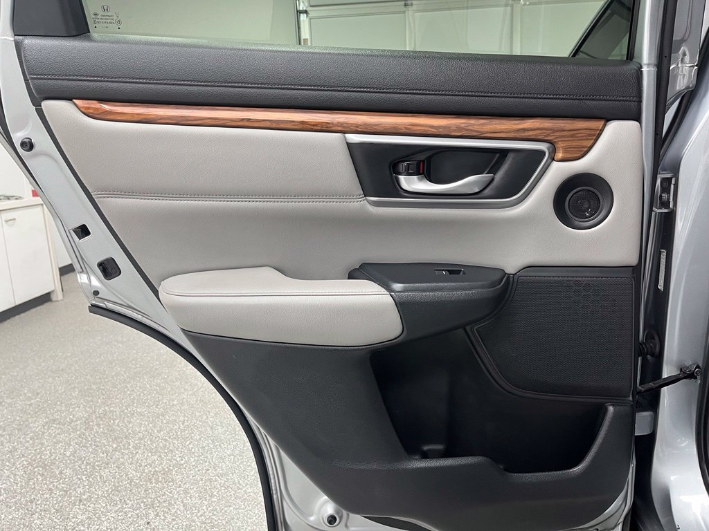 Used 2017 Honda CR-V EX-L image 37