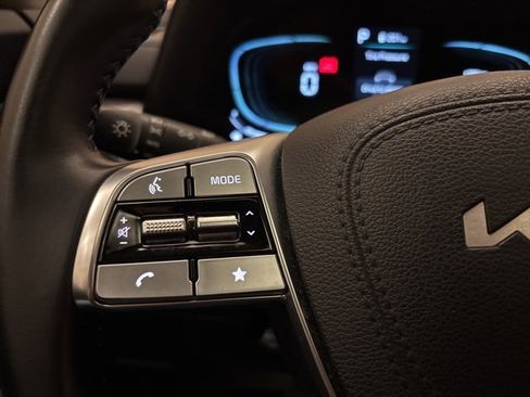 Certified 2023 Kia Telluride S w/ S Sunroof Package image 15