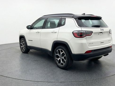Used 2025 Jeep Compass Limited AWD/4WD image 6
