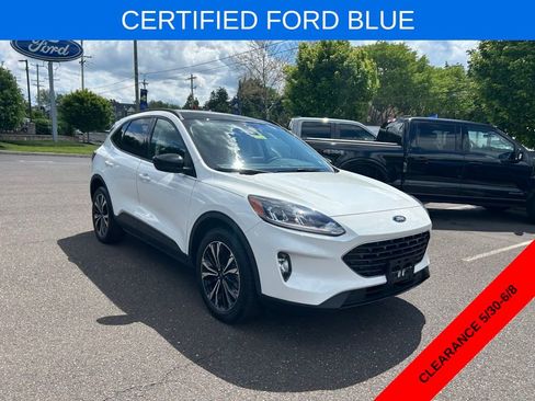 Certified 2022 Ford Escape SEL w/ SEL Stealth AWD Package image 3