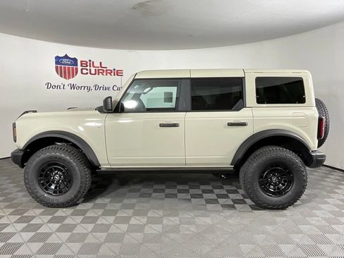New 2026 Ford Bronco Badlands AWD/4WD image 6