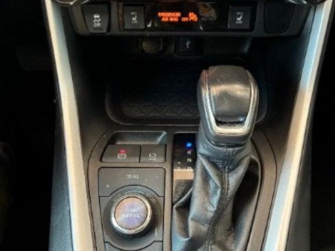 Used 2021 Toyota RAV4 XSE w/ XSE Grade Weather Package AWD/4WD image 25