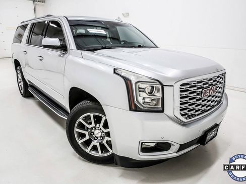 Used 2018 GMC Yukon XL Denali image 8