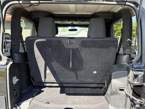Used 2012 Jeep Wrangler Sport AWD/4WD image 9