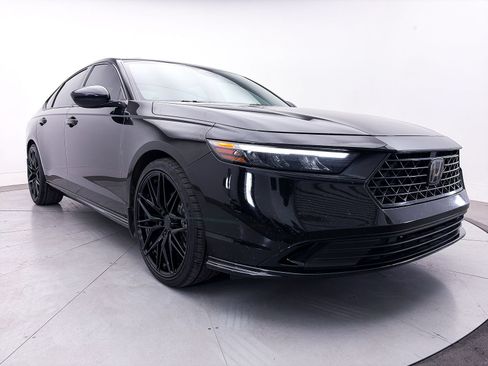 Used 2023 Honda Accord Sport image 13