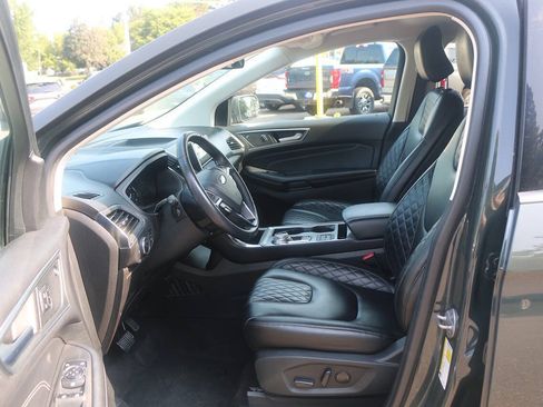 Used 2024 Ford Edge Titanium AWD/4WD image 32