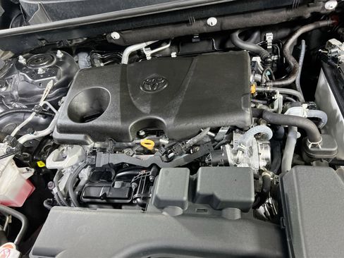 Used 2023 Toyota RAV4 LE AWD/4WD image 27