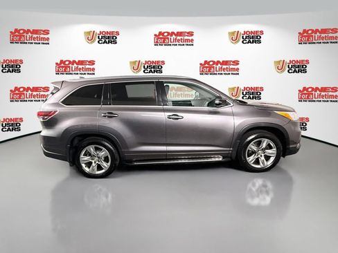 Used 2015 Toyota Highlander Limited Platinum AWD/4WD image 19