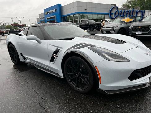Used 2019 Chevrolet Corvette Grand Sport RWD image 1