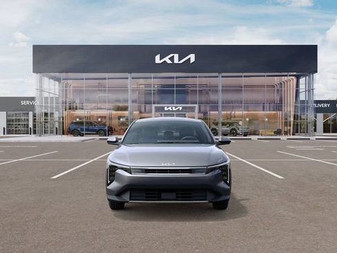 Used 2025 Kia K4 EX FWD image 2