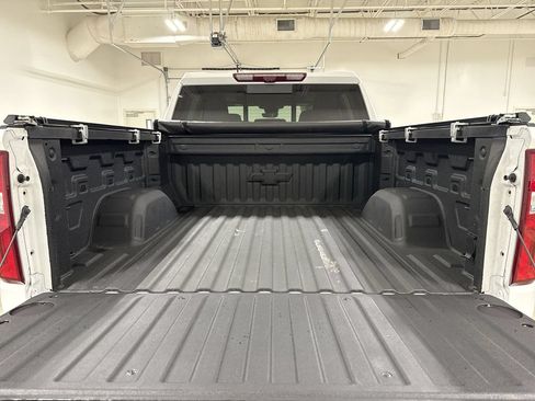Used 2023 Chevrolet Silverado 1500 LTZ w/ LTZ Premium Package AWD/4WD image 24