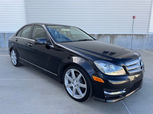 Used 2013 Mercedes-Benz C 250 Sedan image 1