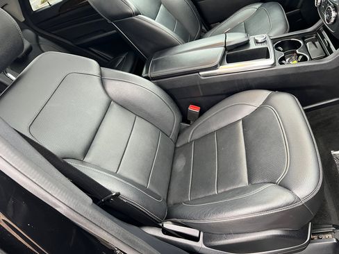 Used 2013 Mercedes-Benz ML 350 BlueTEC 4MATIC image 16