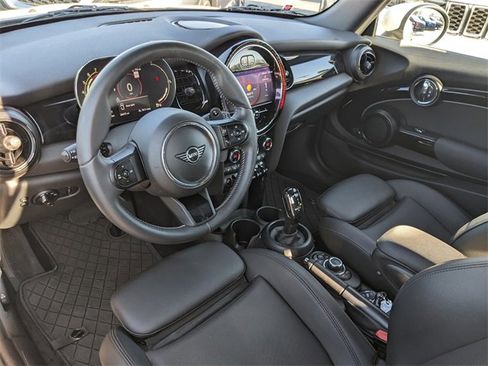 Used 2023 MINI Cooper S image 15