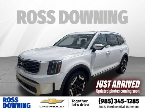 Used 2025 Kia Telluride S FWD image 1