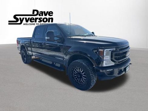 Certified 2022 Ford F250 Lariat w/ Black Appearance Package image 7