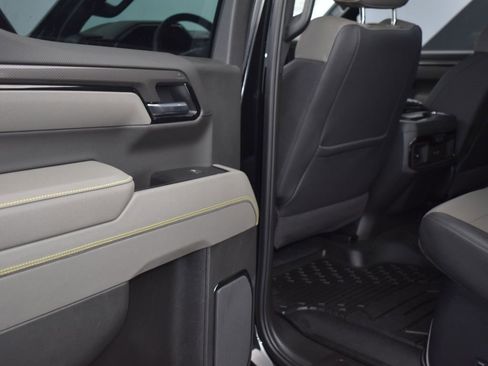 Used 2025 Chevrolet Silverado 1500 ZR2 w/ Technology Package image 13