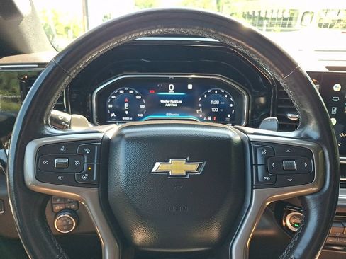 Used 2022 Chevrolet Silverado 1500 High Country w/ Z71 Off-Road Package AWD/4WD image 21