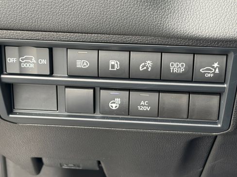 Used 2026 Toyota Sequoia Limited w/ Tow Technology Package AWD/4WD image 18