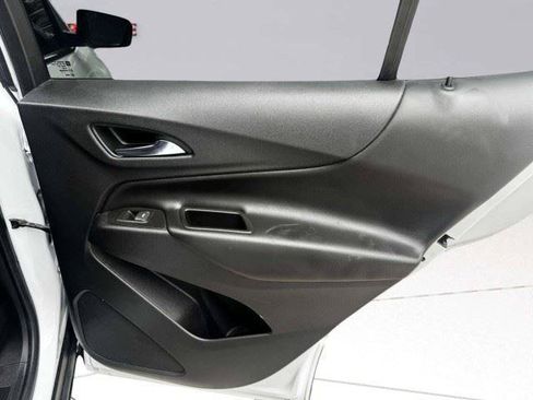 Used 2022 Chevrolet Equinox LT FWD image 50