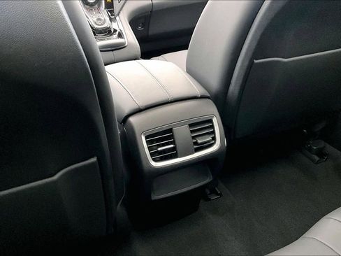 Certified 2026 Acura RDX SH-AWD image 30