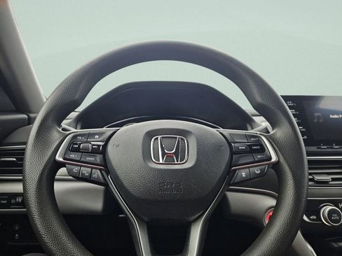 Used 2019 Honda Accord LX image 29
