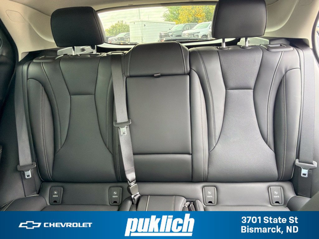 Used 2023 Buick Envision Essence AWD/4WD image 24