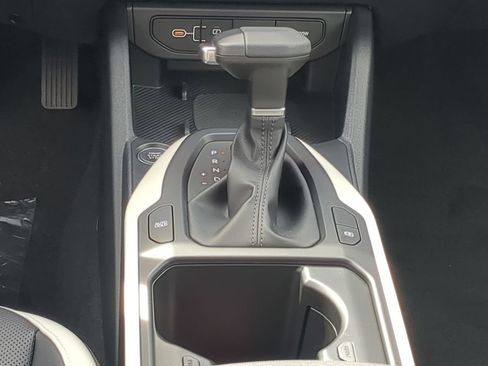 New 2025 Kia K4 GT-Line w/ GT-Line Premium Package FWD image 14