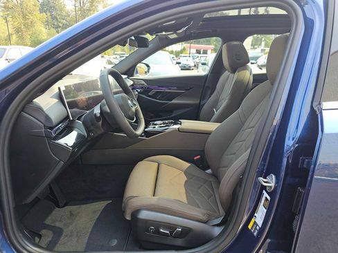 Used 2026 BMW i5 eDrive40 image 24