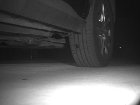 Used 2019 Toyota RAV4 XLE Premium image 5